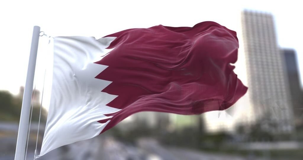 مجلس الوزراء القطري يدين الاعتداءات الإيرانية ويطالب بوقفها فوراً