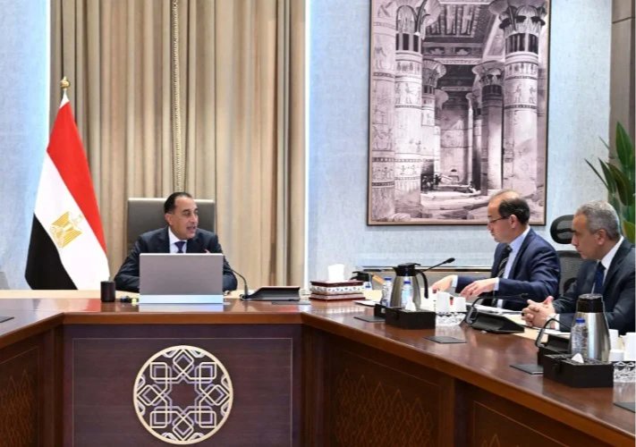 اجتماع مدبولي لبحث ترشيد الطاقة وتأمين الوقود في مصر