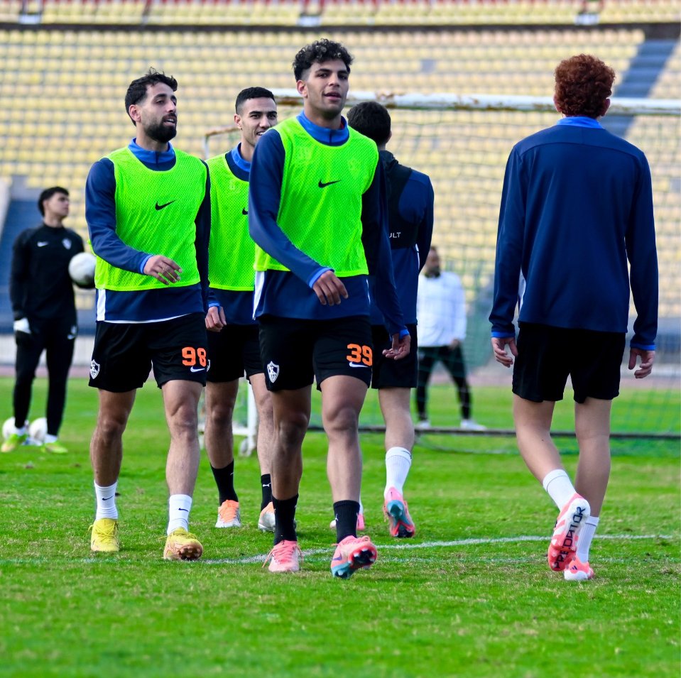 تركيز فني وخططي في مران الزمالك استعدادًا لمواجهة المصري