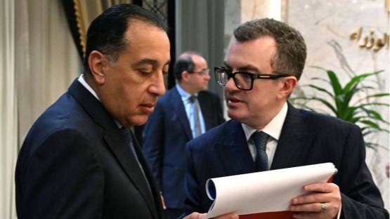 نمو الاقتصاد المصري يرتفع إلى 5.3% بالربع الثاني من 2025/2026
