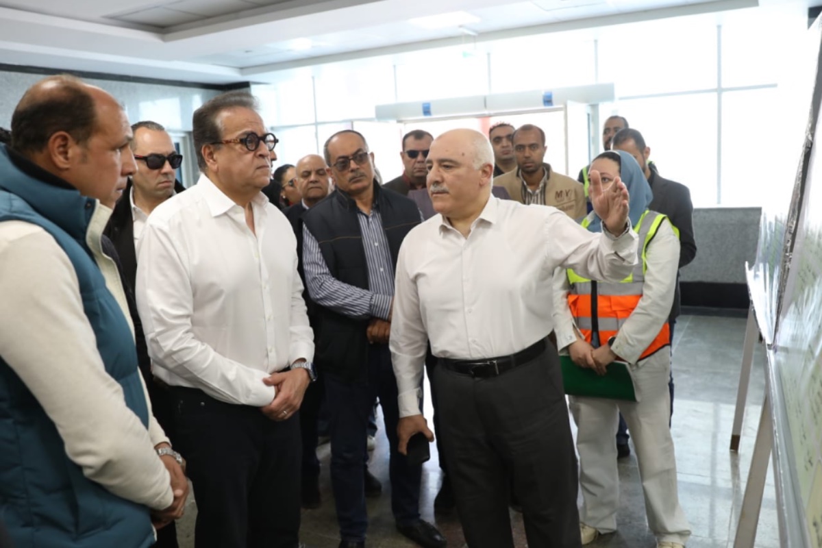 وزير الصحة يتفقد مشروعات صحية  في بدر والعبور بمعدلات إنجاز تتجاوز 90%