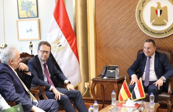 التعاون التعليمي المصري الإسباني يبحث تعزيز شراكات جامعية