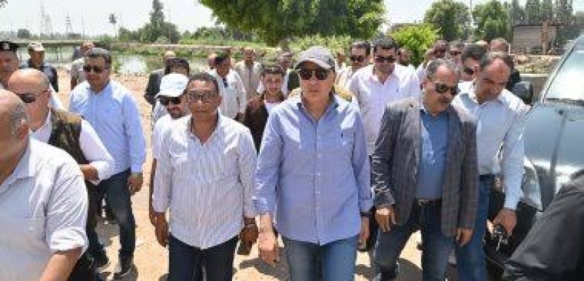 وزير الري يتفقد نهر النيل بالقاهرة والجيزة ويشدد على الحماية