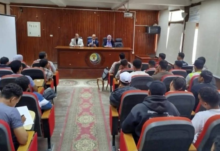«وفرها... تنورها».. جامعة السادات ترسم خارطة طريق لترشيد الطاقة