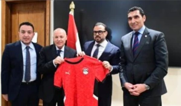 لجنة شباب النواب تكرم أبو ريدة والتوأم حسن استعدادًا لمونديال 2026