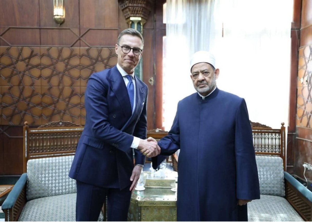 شيخ الأزهر الشريف يستقبل رئيس فنلندا ويؤكدان حاجة العالم للتهدئة