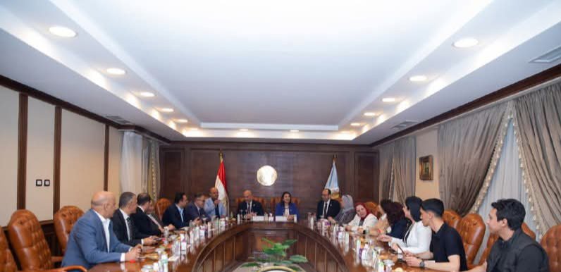الهيئة البرلمانية للشعب الجمهوري بالنواب تعقد اجتماعًا تنظيميًا لمتابعة الأداء البرلماني