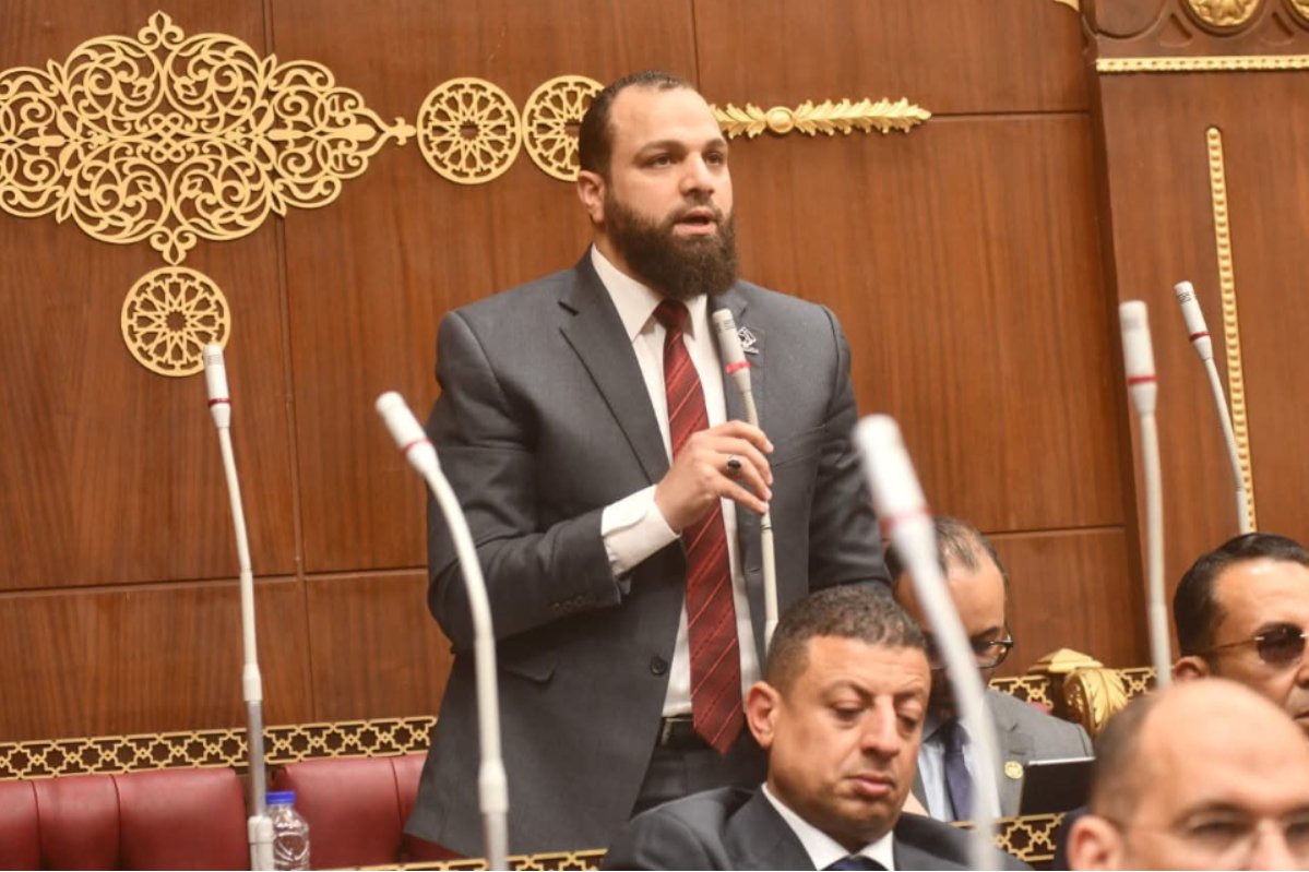 النائب محمود تركي يطالب بصياغة برامج متكاملة لمراكز الشباب