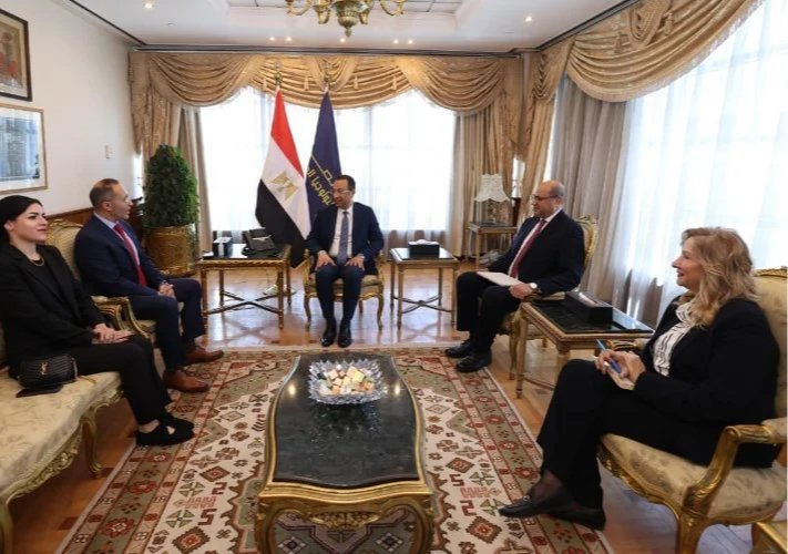 الاتصالات وإنتل تبحثان توطين تقنيات الذكاء الاصطناعي