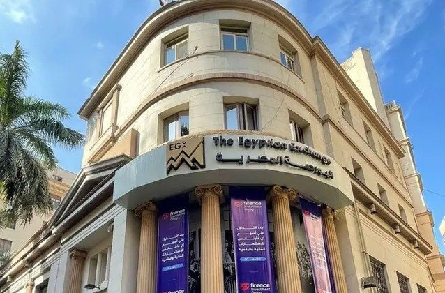 الشباب يقودون سوق المال المصري.. 79% من مستثمري البورصة تحت سن 40 عامًا