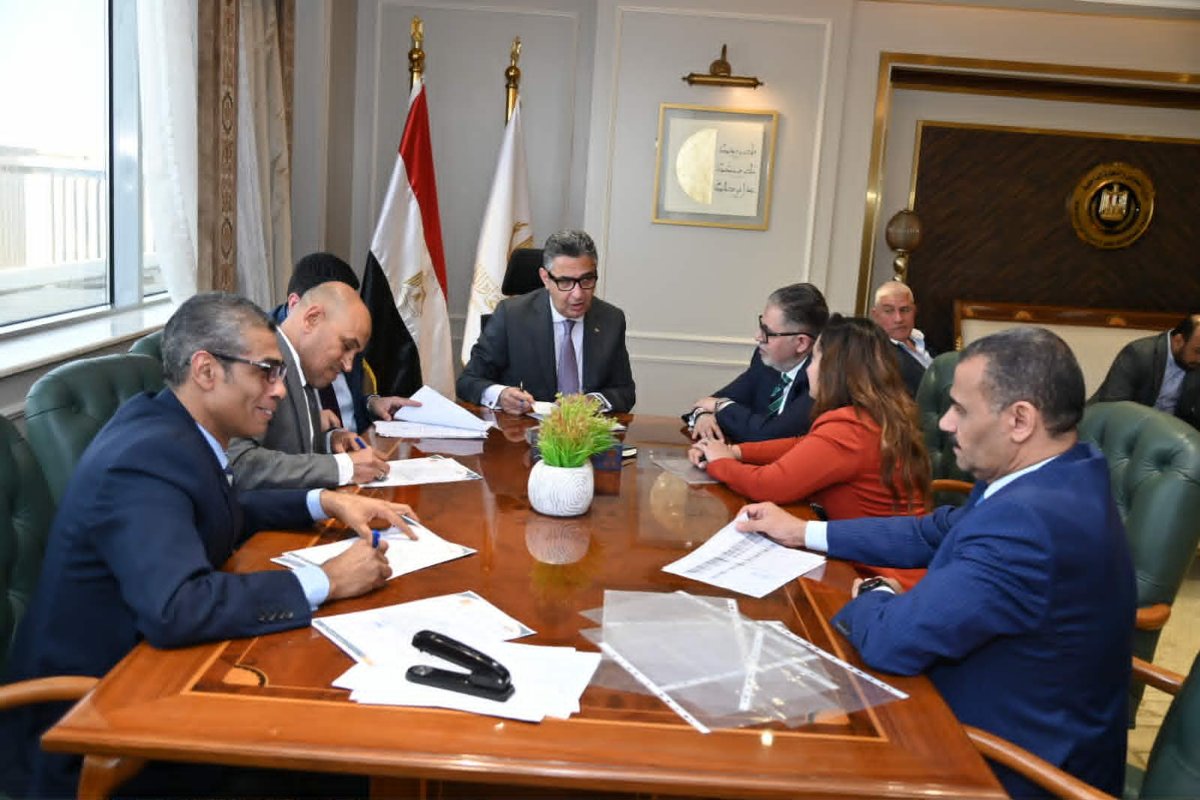 وزير التموين يلتقي نواب البرلمان لتعزيز كفاءة منظومة الخدمات التموينية