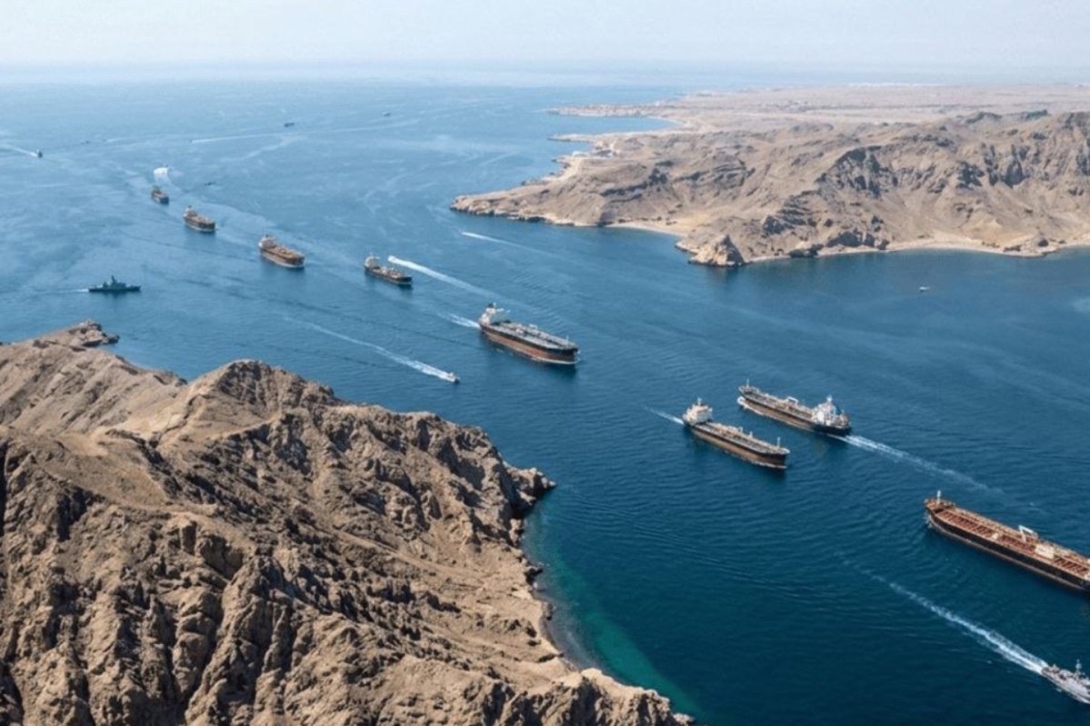 إيران تكسر "خناق الموانئ" الأمريكي عبر السكك الحديدية إلى الصين