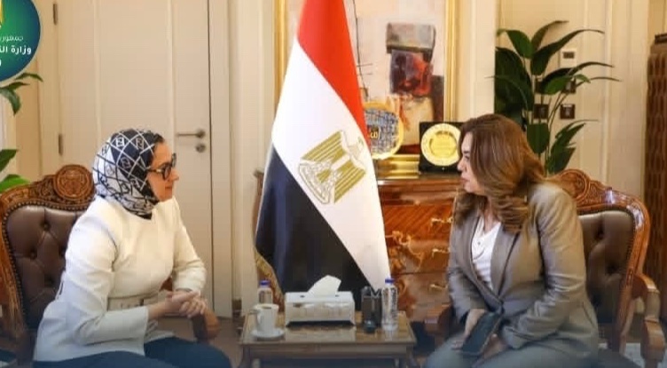 منال عوض مع محافظ الوادي الجديد: الاستعداد للعيد وخطط التنمية الشاملة