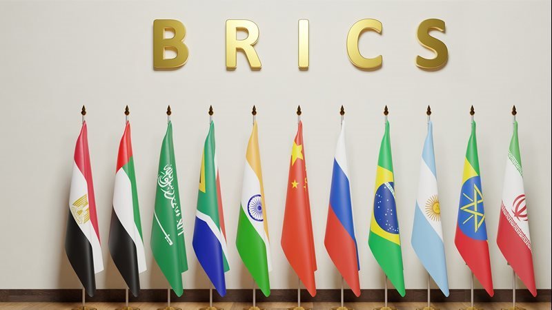 بريكس تطالب إسرائيل بالانسحاب الكامل من الأراضي اللبنانية