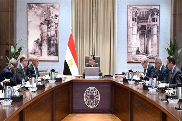 رئيس الوزراء يتابع خطة تعزيز الربط التجاري واللوجستي مع إفريقيا