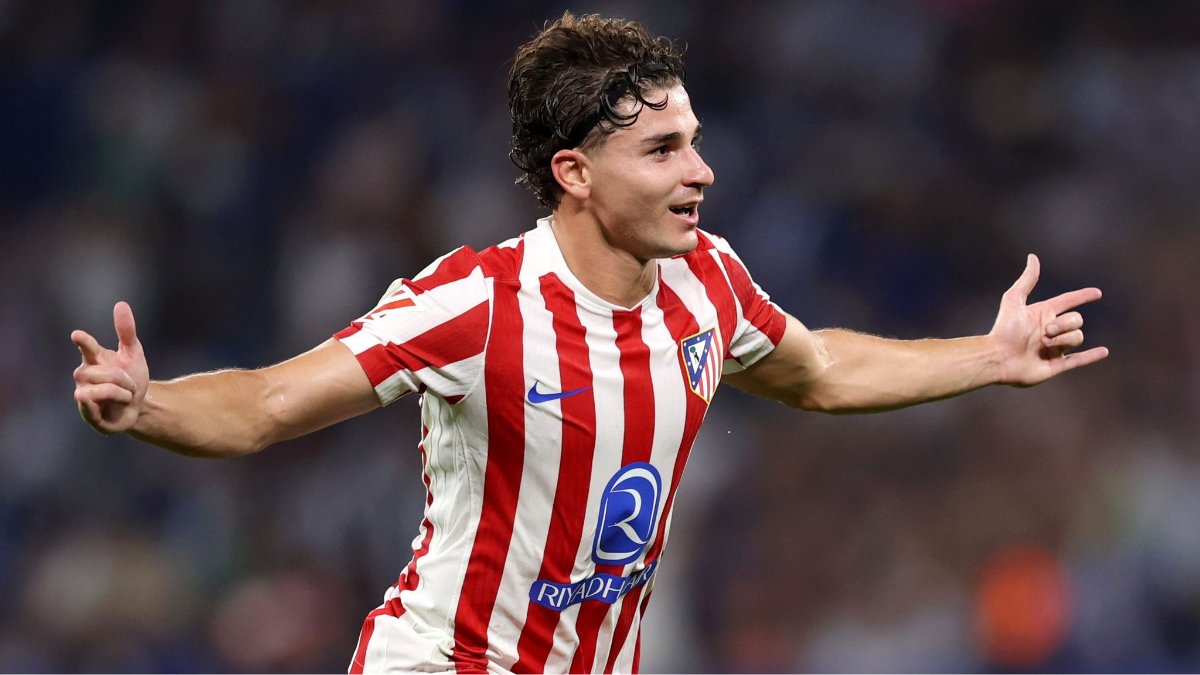 بعد اهتمام برشلونة.. أتلتيكو مدريد يحدد سعر بيع جوليان ألفاريز
