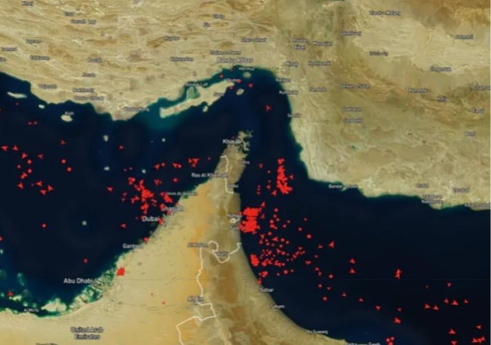 مضيق هرمز بين الإغلاق والعبور السري.. سفن عملاقة تتحدى المخاطر