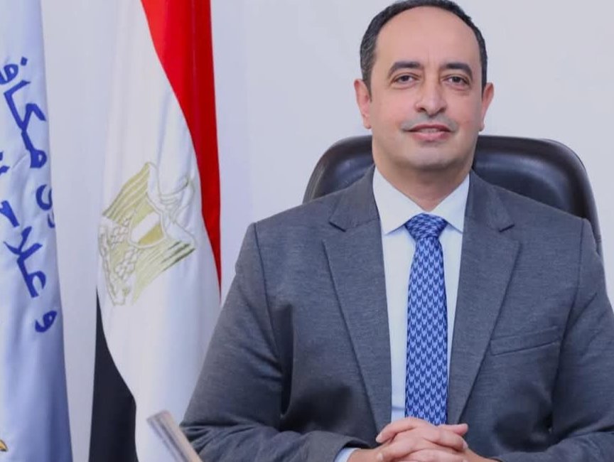 مدير صندوق مكافحة الإدمان يتلقى تقريرًا عن مجهودات الخط الساخن
