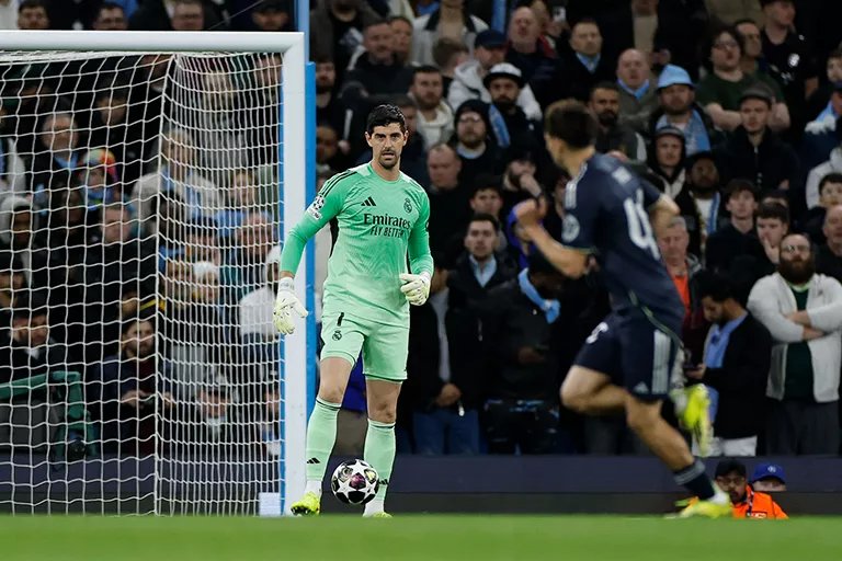 ريال مدريد يخطط للمستقبل.. بديل تيبو كورتوا على رادار النادي الملكي