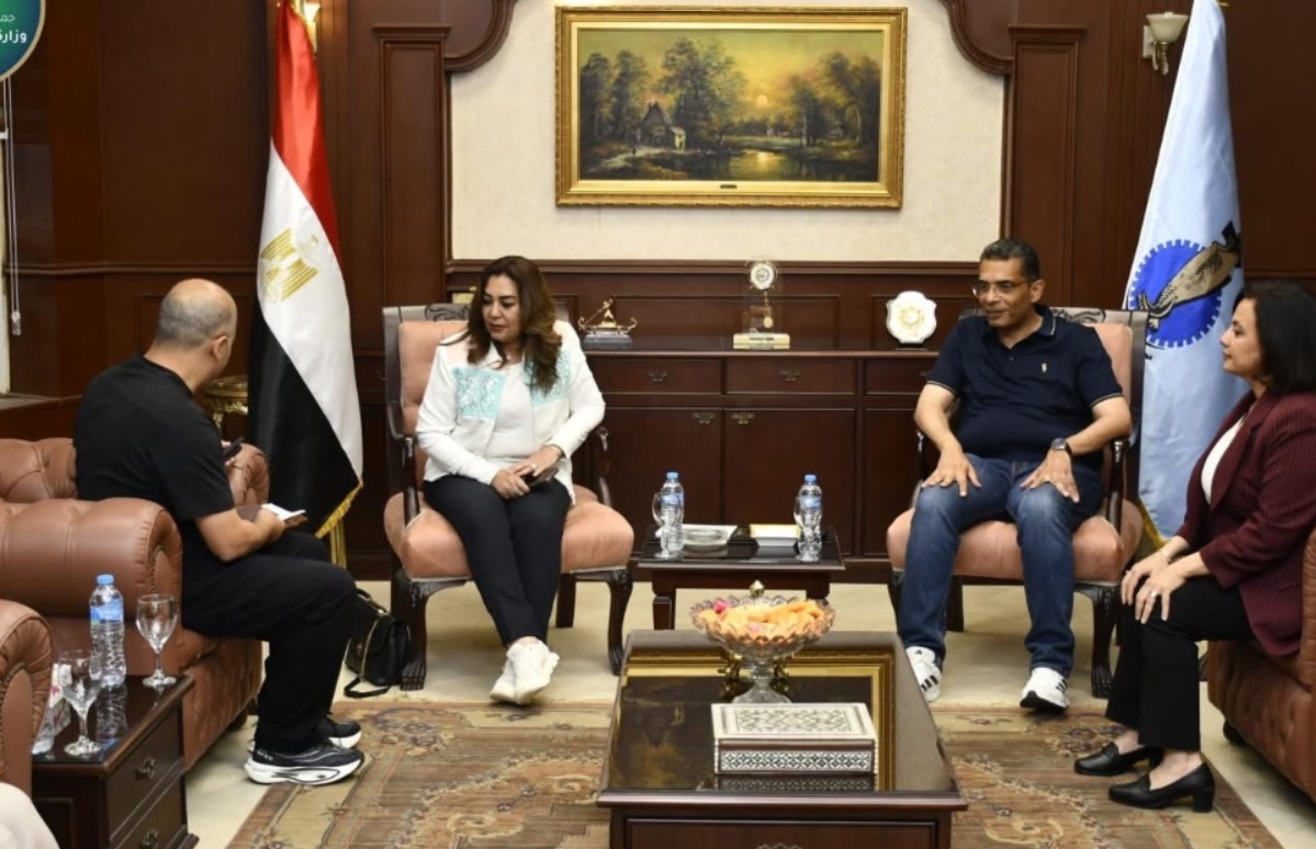 منال عوض: تطوير منظومة المخلفات بالبحر الأحمر أولوية عاجلة