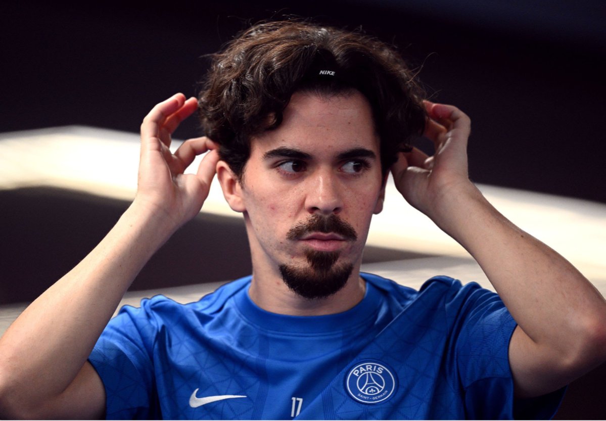 فيتينيا يغلق باب التكهنات.. نجم باريس يرد على انتقاله إلى ريال مدريد