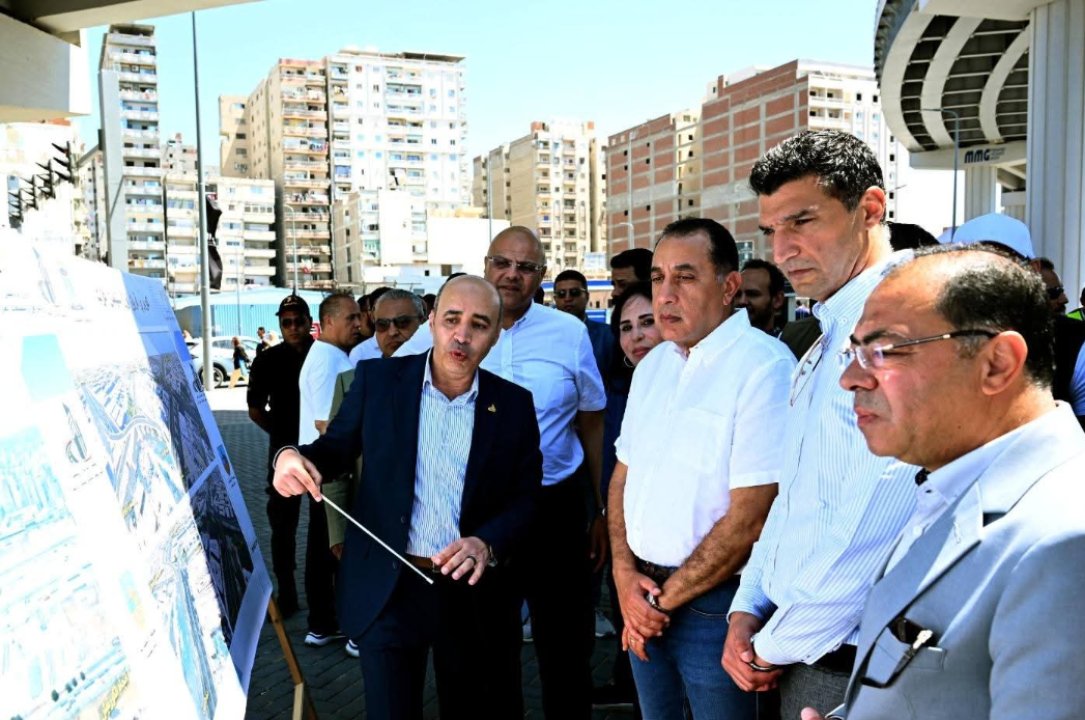رئيس الوزراء يفتتح كوبري "الفريق أول سليمان عزت" بالإسكندرية