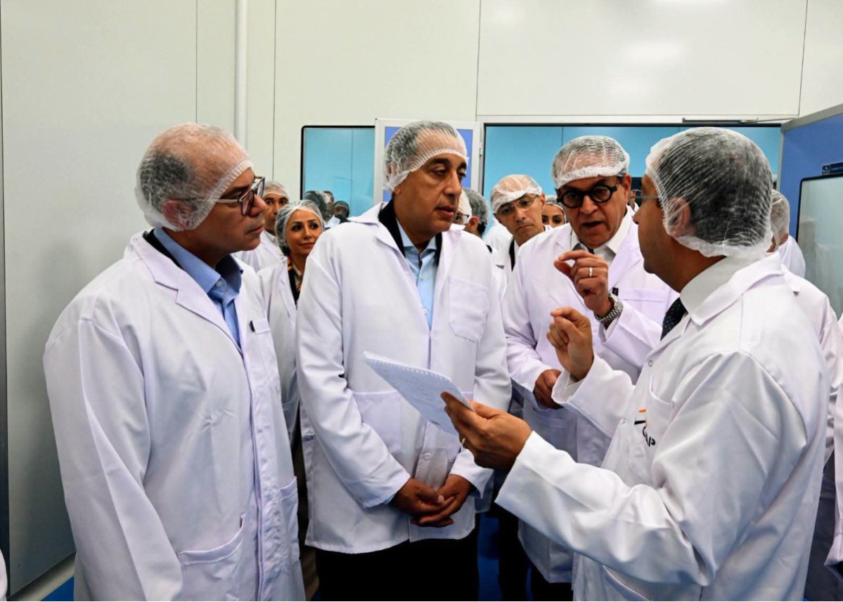 رئيس الوزراء يختتم جولته بـ 6 أكتوبر بتفقد مصنع "جلوبال أدفانسد للأدوية" باستثمارات تتجاوز 6 ملايين دولار