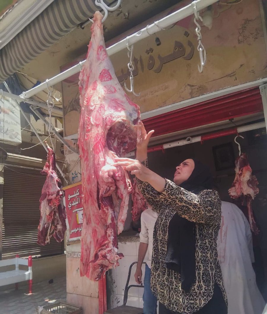 ضبط ومصادرة أكثر من نصف طن لحوم غير صالحة ومذبوحة خارج المجازر بالمنيا