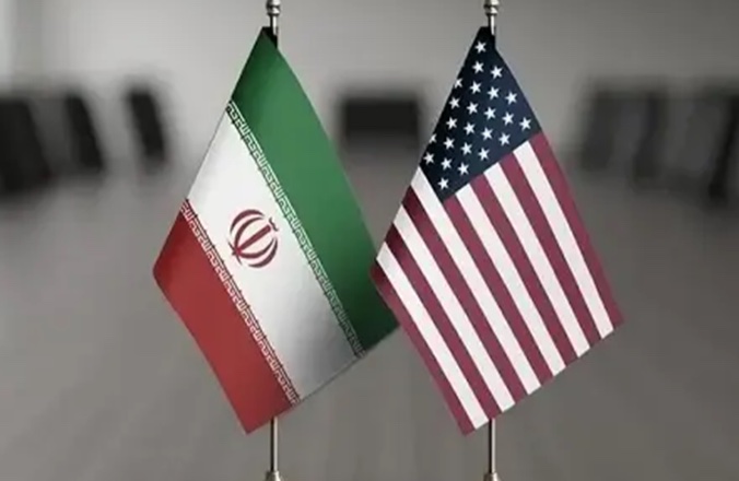 إيران تعلن ضرب قواعد أمريكية بالمنطقة وتتوعد برد حاسم متصاعد