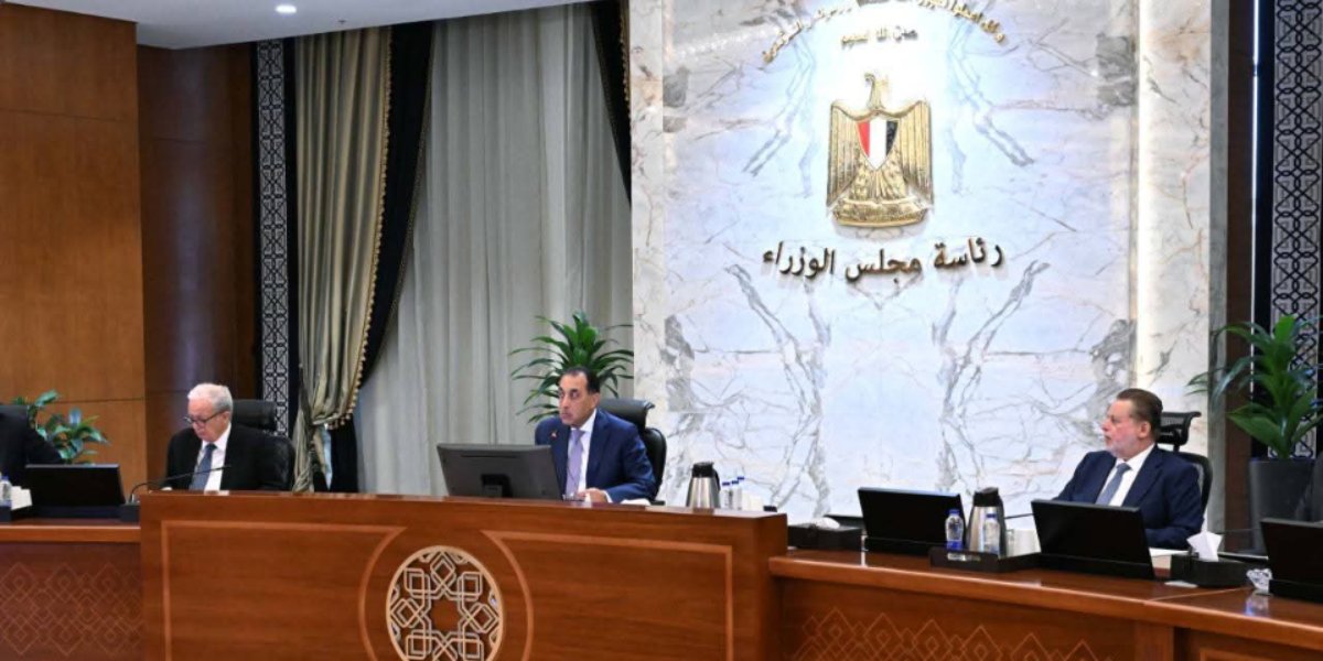رئيس الوزراء يترأس اجتماع المجموعة الوزارية الاقتصادية