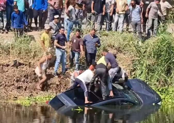 مصرع 6 أشخاص وإنقاذ آخر إثر انقلاب سيارة ملاكي في ترعة المريوطية