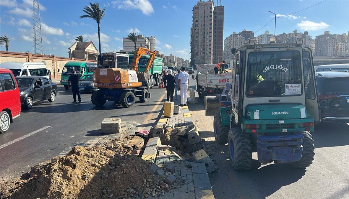 تحرك مروري جديد بالإسكندرية لتركيب إشارة إلكترونية بموقع حيوي