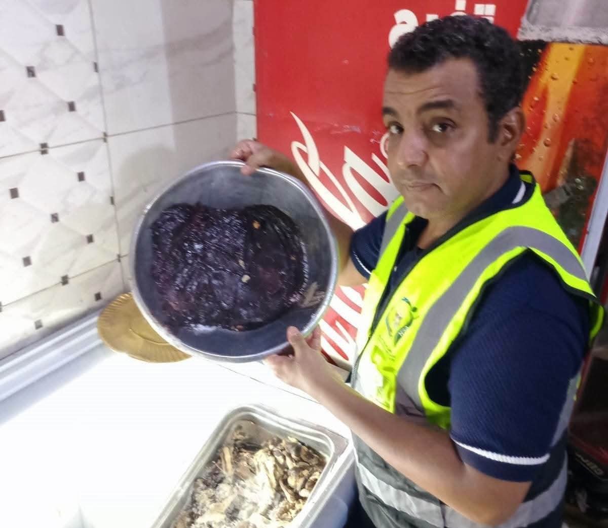 الطب البيطري بأسوان يضبط 106 كجم لحوم ودواجن فاسدة في حملة تفتيشية مكبرة