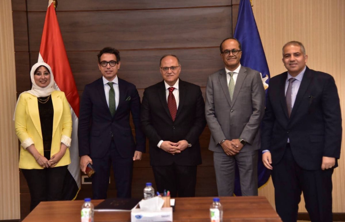 هيئة الدواء المصرية تستقبل وفد شركة صن فارما لبحث تعزيز التعاون ودعم توطين صناعة الدواء