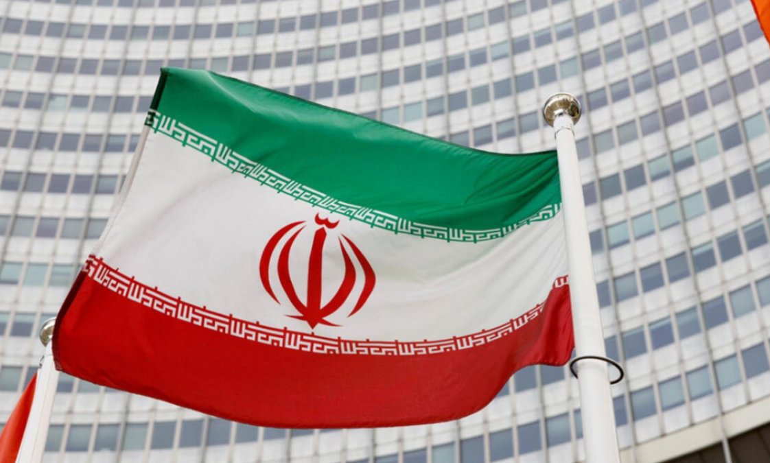 مجلس الأمن القومي الإيراني: طهران ستتحمل رسوم السفن العابرة للمضيق لمدة 60 يوماً
