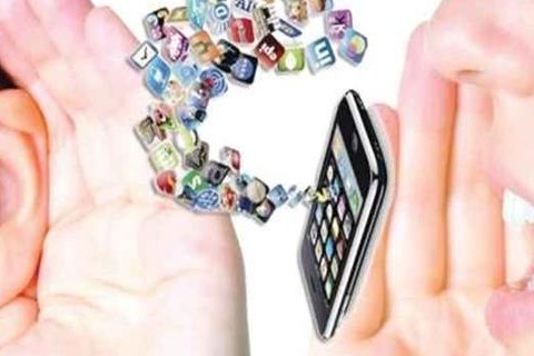 بعد إحالة طبيبة الشاطبي للمحاكمة.. تعرف على عقوبة نشر الشائعات والأخبار الكاذبة في القانون