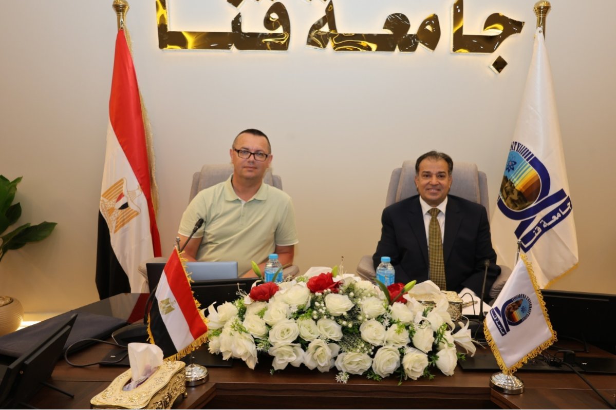 شراكة استراتيجية مرتقبة بين جامعتي "قنا" و"جدانسك" البولندية لتعزيز التعاون الأكاديمي
