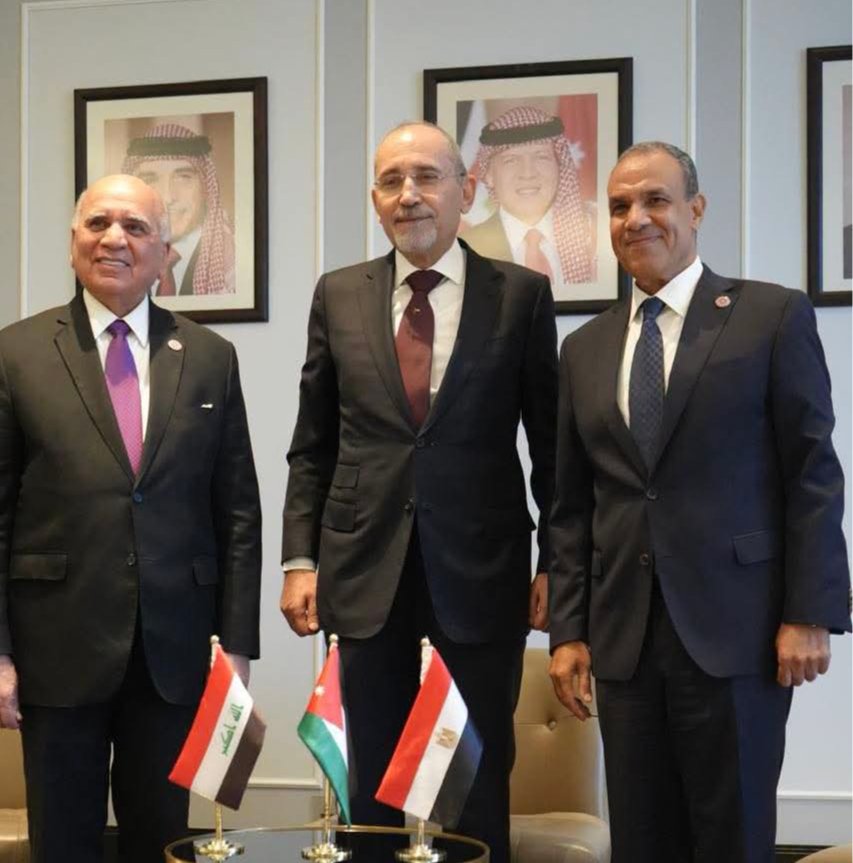 وزراء خارجية مصر والأردن والعراق يعقدون اجتماعاً لآلية التعاون الثلاثي المشترك