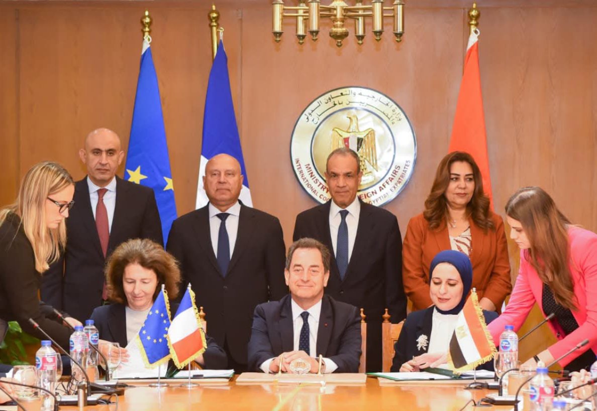 الخارجية تستضيف مراسم التوقيع على اتفاقيات تعاون بين عدد من الوزارات والهيئات المصرية والوكالة الفرنسية للتنمية