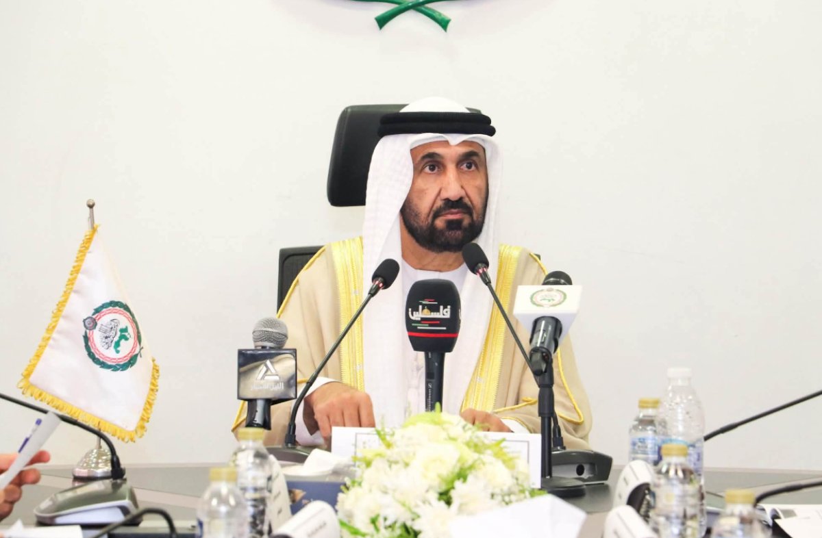 رئيس البرلمان العربي يدين الاعتداءات الإيرانية السافرة على البحرين والكويت.. ويطالب باحترام سيادة الدول