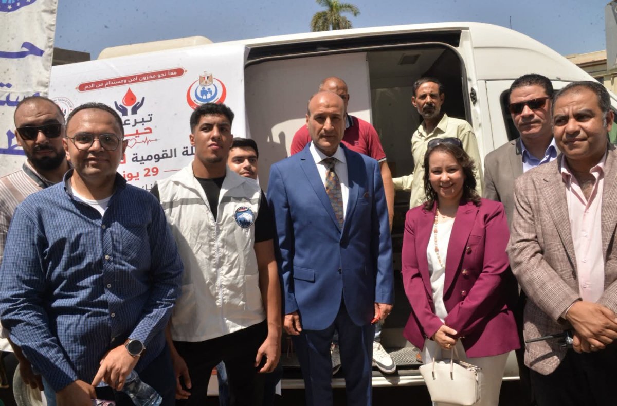 محافظ أسيوط يطلق الحملة القومية للتبرع بالدم ويحث المواطنين على المشاركة