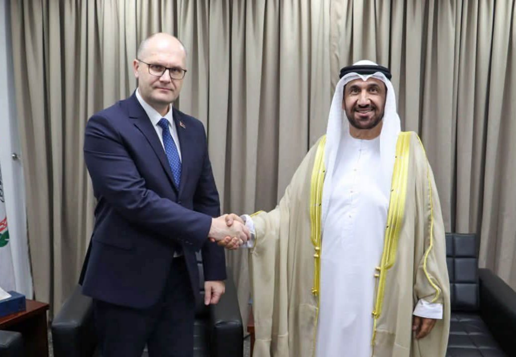 بالصور.. رئيس البرلمان العربي يستقبل سفير جمهورية بيلاروسيا لدى جمهورية مصر العربية