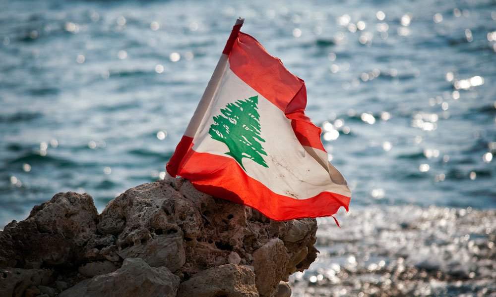 الرئيس اللبناني يشيد بمساعي ترامب لإعادة الأمن والاستقرار