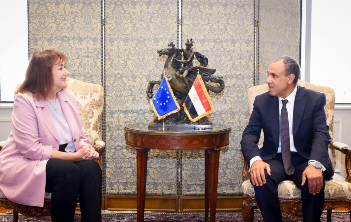 وزير الخارجية يجرى مشاورات سياسية مع المفوضة الأوروبية للمتوسط