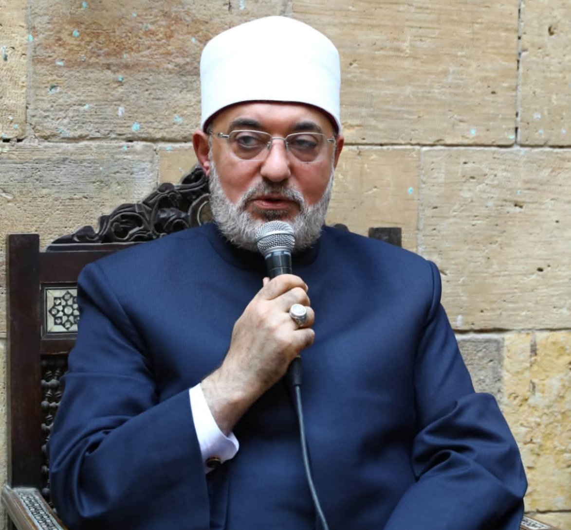 مفتي الجمهورية يشارك في مناقشة كتاب "التدخل الإلهي لإنفاذ الحق والعدالة"