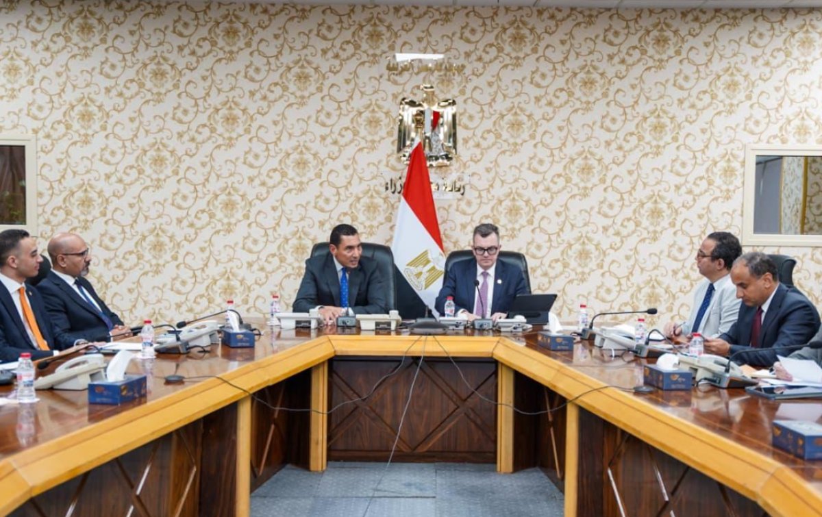 بالصور.. وزيرا الشباب والرياضة والتخطيط والتنمية الاقتصادية يبحثان الآليات التنفيذية لإطلاق مشروع "اقتصاد الشباب"