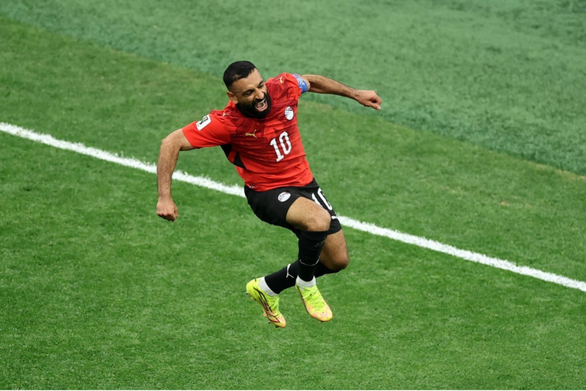 تطور مفاجئ في مستقبل محمد صلاح.. عامل عائلي يمنح بشكتاش أفضلية على الأندية السعودية