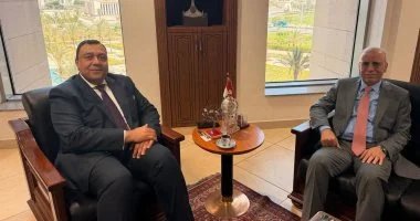 مصر والعراق يبحثان تعزيز العلاقات وتوسيع التعاون المشترك