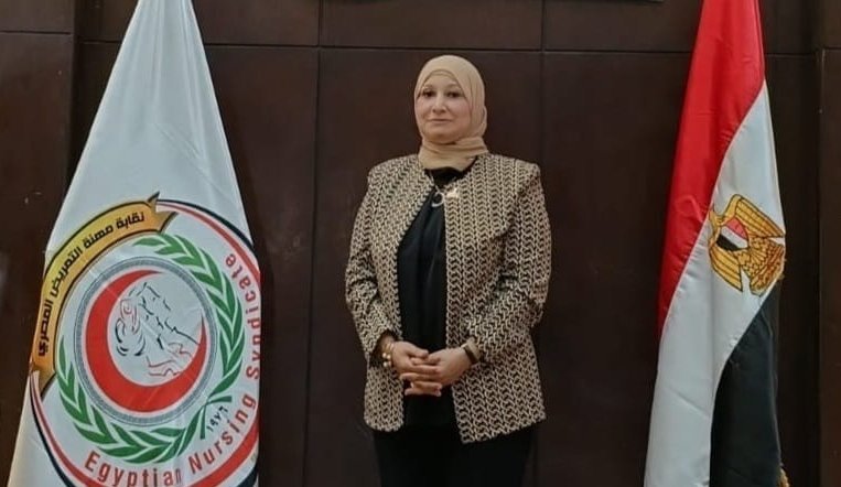 أنقذن المرضى وواجهن النيران.. نقيب التمريض تكرّم بطلات مستشفى أورام مدينة نصر