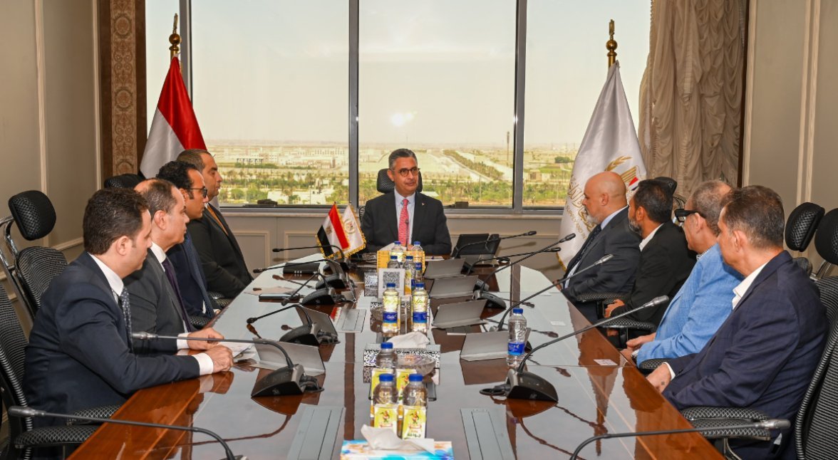 وزير التموين يفتح ملف الذهب بقوة.. تحركات جديدة لضبط الأسواق وتطوير منظومة الدمغ وحماية المستهلك